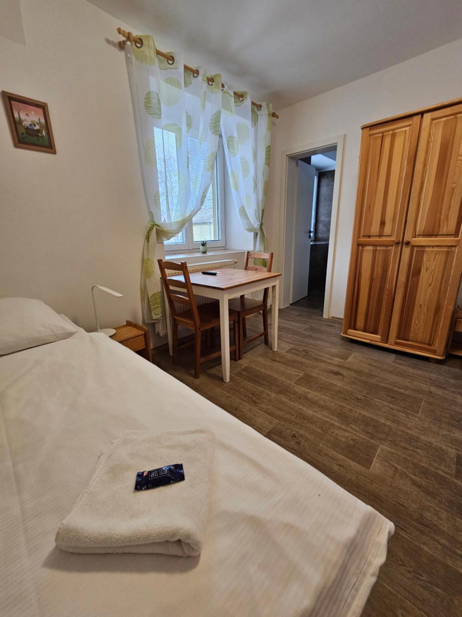 Penzion Rozhovice Εξωτερικό φωτογραφία